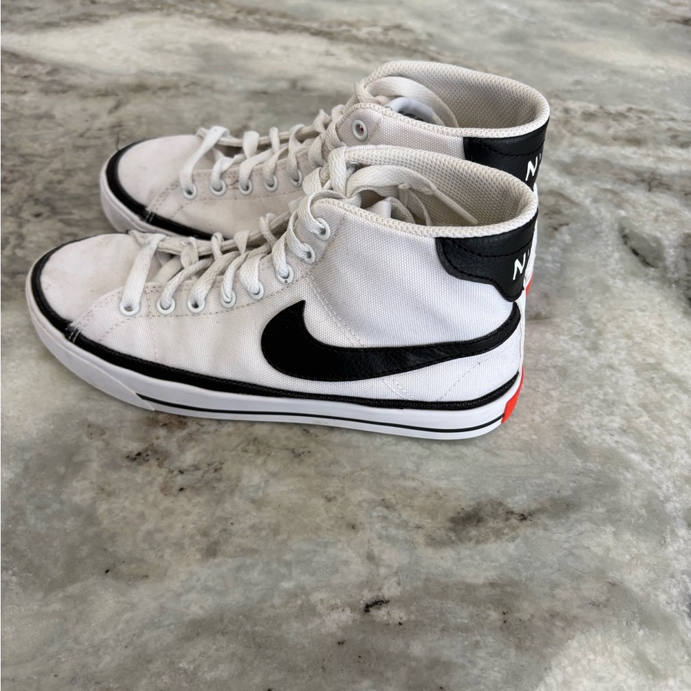 Women's Nike COURT LEGACY MID CANVAS SNEAKERS Size 5.5 White Black Shoes